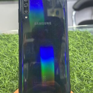 SAMSUNG Galaxy A50